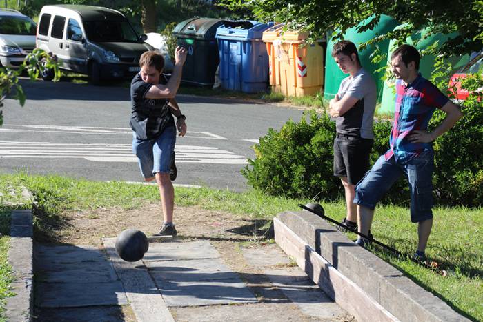 Azken egunean festarik ezin falta 22 1467568142814