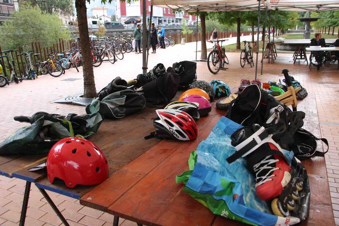 BIgarren eskuko azoka, mugik 5 1664013932655