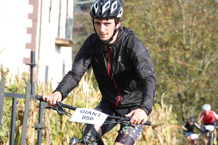 olarrain auzoa abraham olano 43 1572182925565