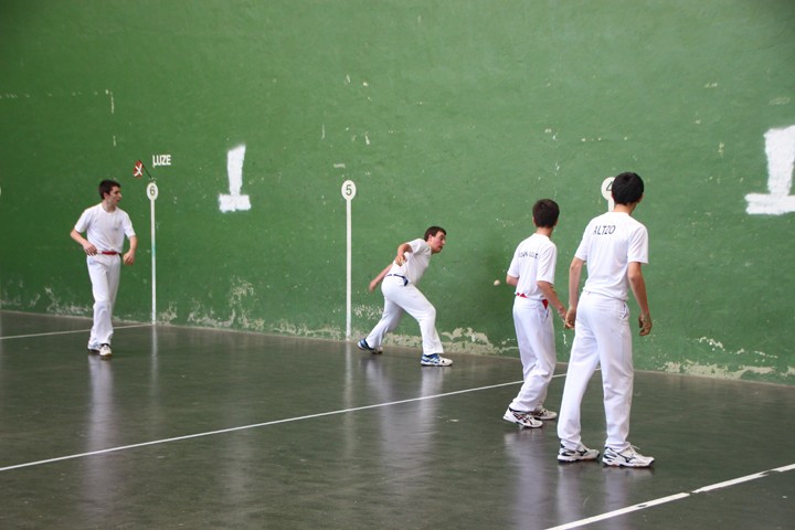 Asteburu bete-bete-betea