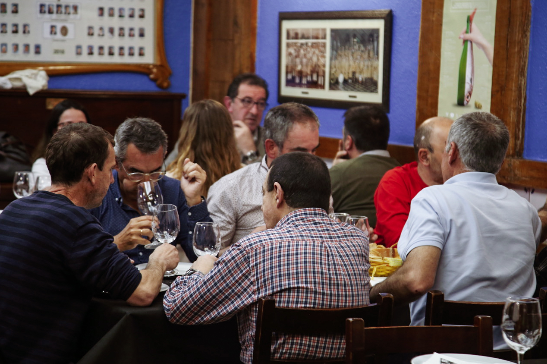 Sagardoa eta bertako jakiak  6 1527847968212