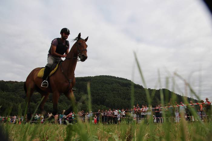 Zaldiak lasterka, gazteak desafioan 28 1472406681474