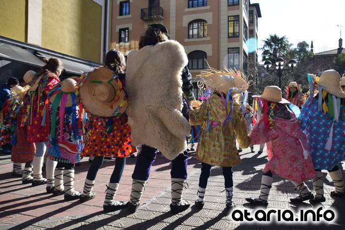 udaberri dantzari txikien kalejira 9 1454767828218