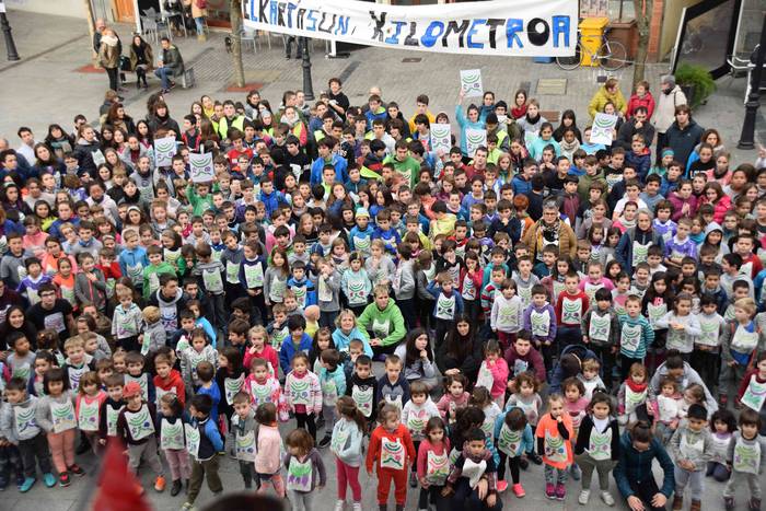 Elkartasun kilometroa, Uzturpe ikastolarentzat 4 1545148108357