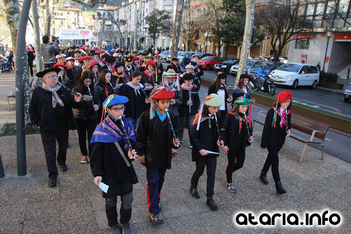 Ozenki Txistulari Taldea 2016 44 1454678392475