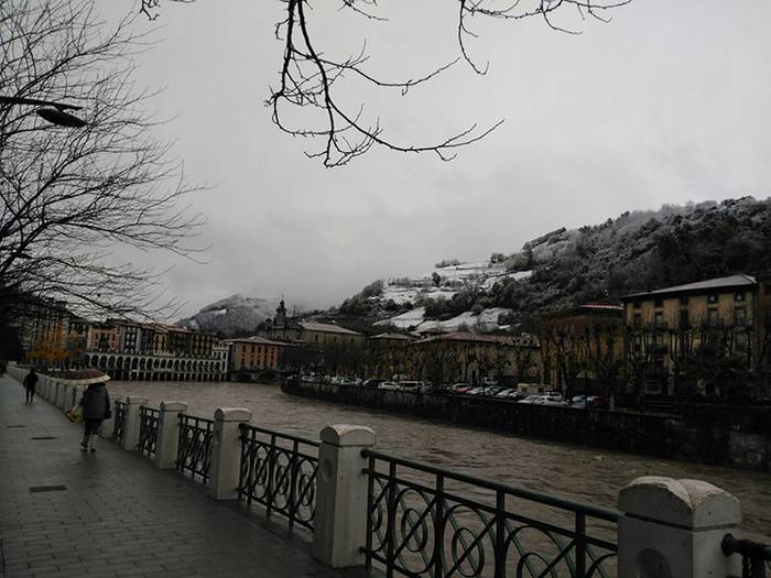 ELURRA 2017 AZAROA 8 1512123666925