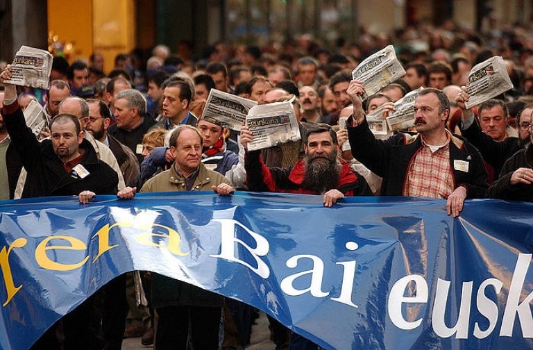 Euskal prentsari atentatua