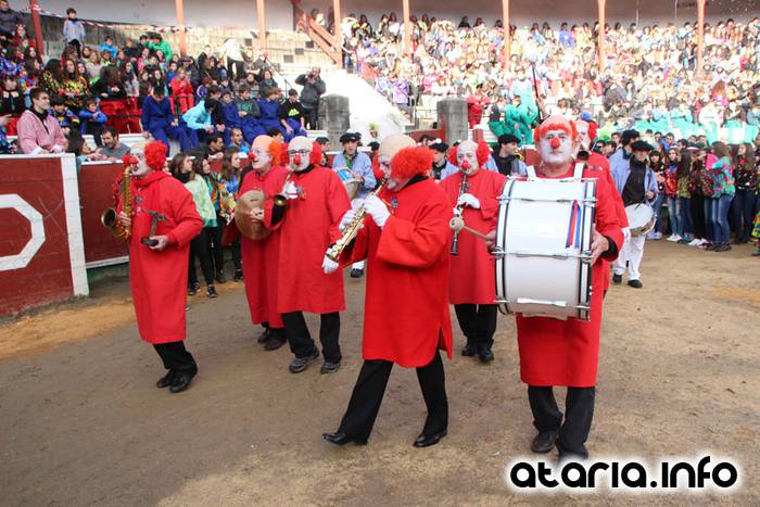 ostegun gizena 2016 zezen plaza 61 1454608278953