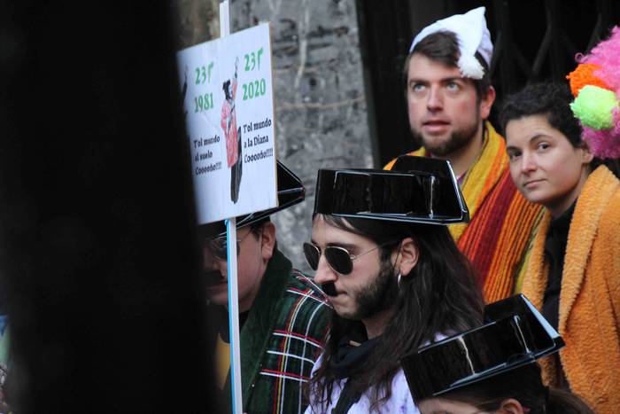 Listo, ez da baleko atzera k 44 1582452348581