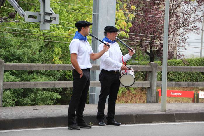 Bi suziri eta bi txistulari 27 1597052747075