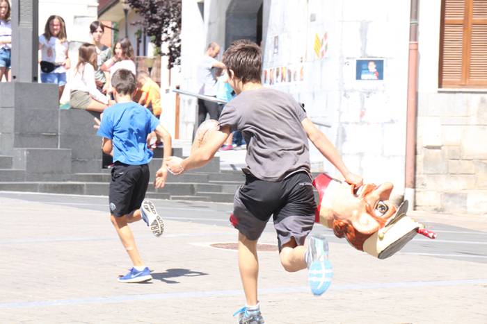 ADUNAKO JAIAK 2017. TXUPINAZ 30 1502544748207