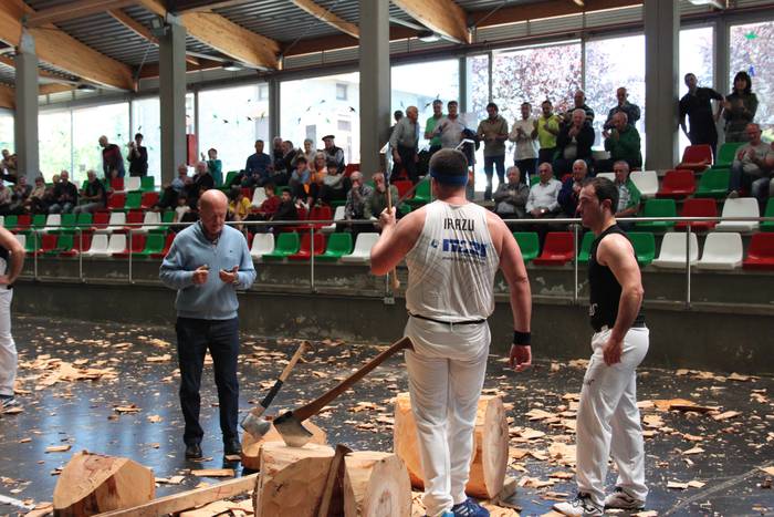 Pilotariei eta aizkolariei b 25 1557927137522