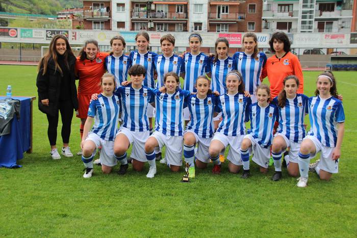 Realak irabazi du V. Nescup  50 1650736256634