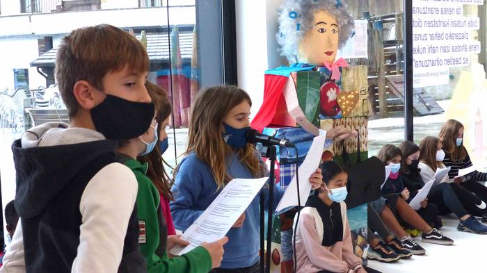 Plazida Otañoren eskulturare 1 1638026532884