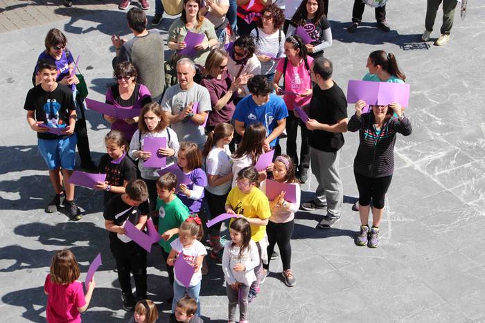 Eskuz esku morez margotu dut 43 1553963614666