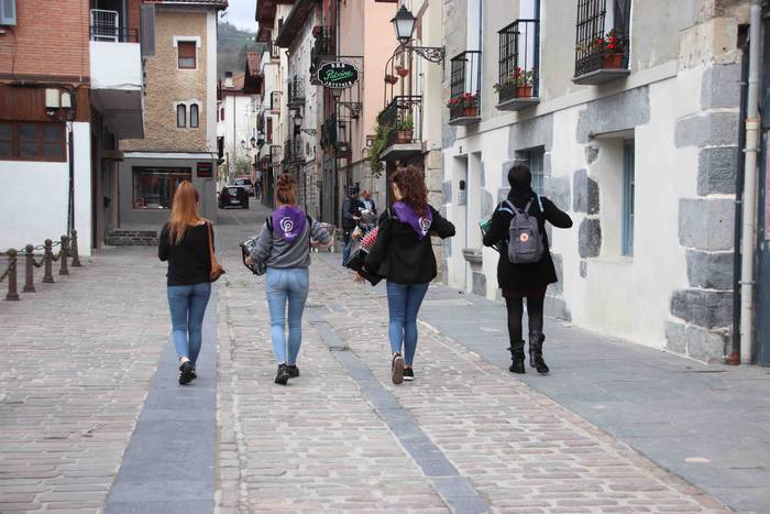 Ostegunetik igandera, Asteas 7 1552139799013