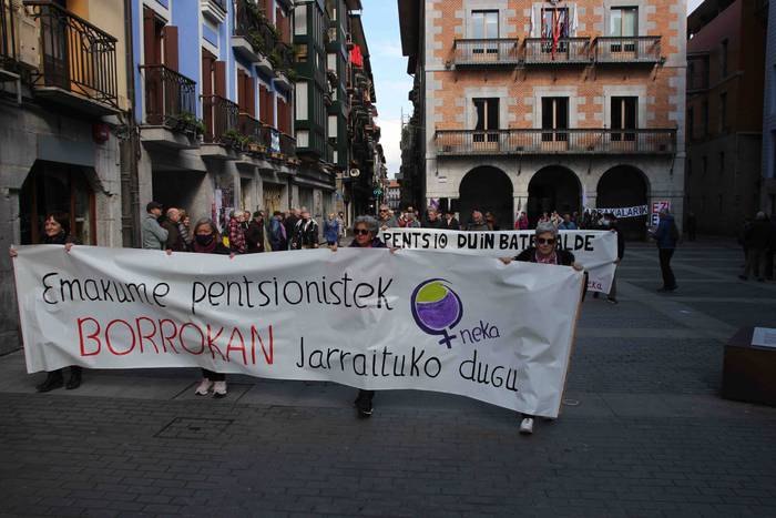 Martxoak 8 bezpera, oneka, p 14 1646657274071