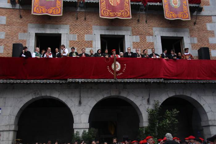 Lizarrez apaindutako kaleeta 160 1498312068520