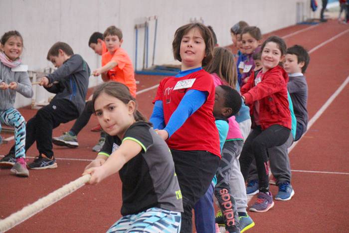 Eskola Txikien topaketak 420 45 1520602665331