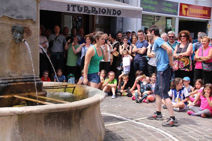 Muskerraren eguna Asteasun 58 1495373564746