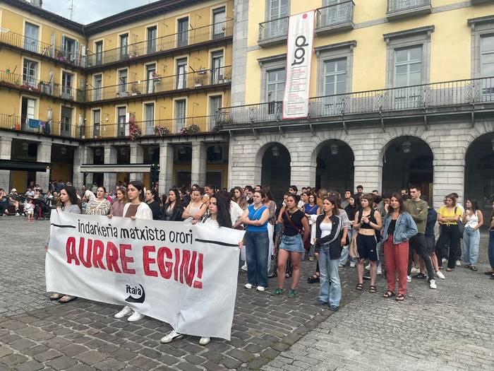 Tolosako Kuadrilla Egunean bortxaketa saiakera bat gertatu zela salatu dute