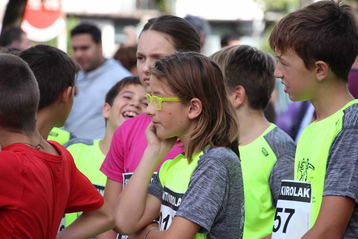 Hego haizeak airean eraman d 184 1539350197453