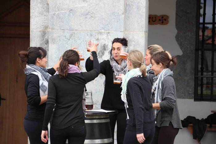 Emakumeek dantzan jarri dute 32 1552145620218