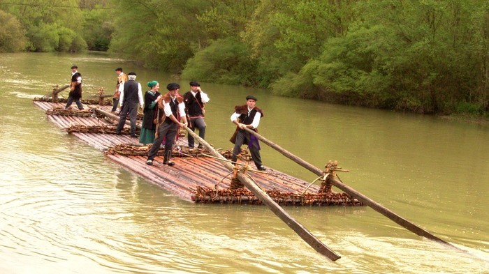Mendiko Film proiekzioa