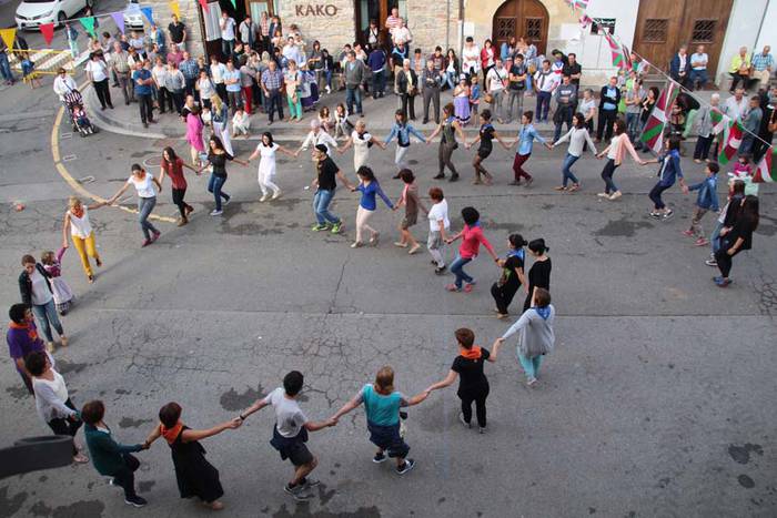 Erromeria izango du ardatz larunbateko trikitixa jardunaldiak