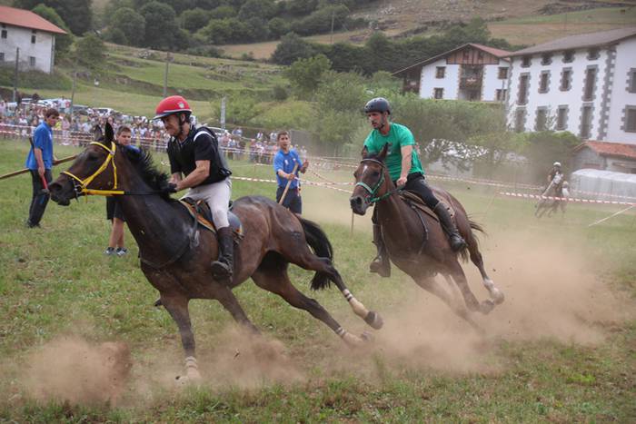 Zaldiak lasterka, gazteak desafioan 102 1472407270921