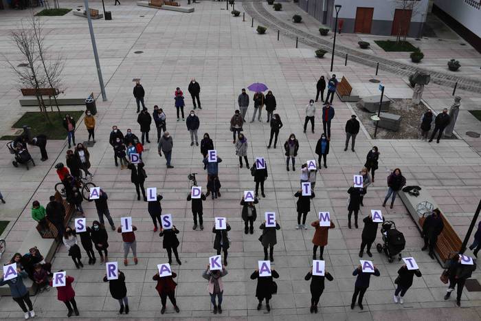 Eskualdea morez jantzi da as 40 1615121161153