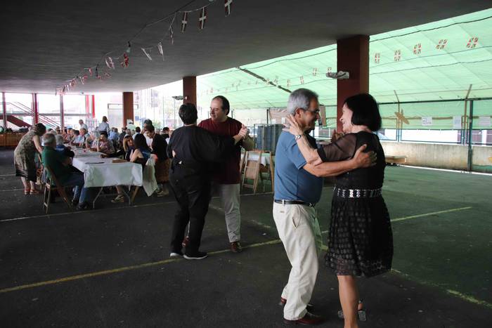 Jubilatuen bazkaria Santioak 11 1658938136745