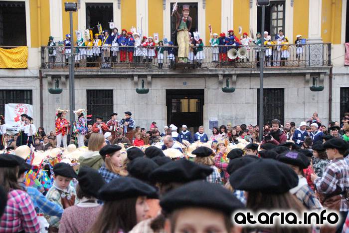 Zaldunita bezperako haur danborrada 141 1454785380895