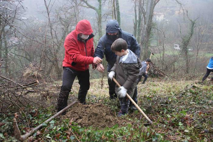 Planeta hemen hasten delako 11 1612615727099