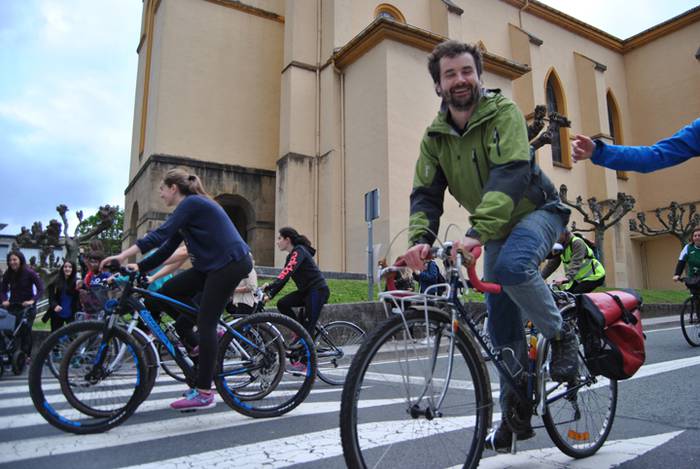 Euskararen ekilibristak 159 1491302908322