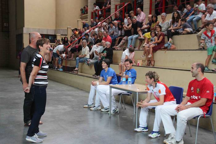 ikaztegieta bertso pilota mi 25 1533922631702