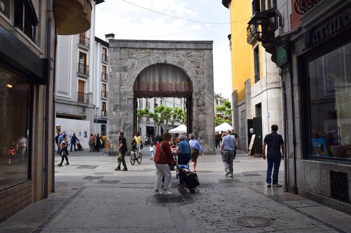 Lore eta Landare azoka Tolos 34 1652529031267