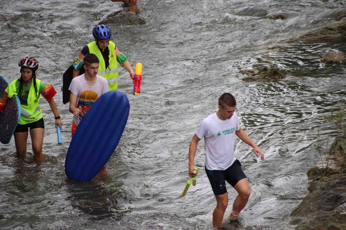 Irudimena airean, gazteen po 64 1564165717239