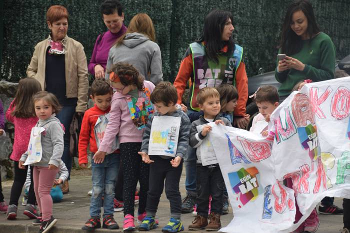 Euskararen ekilibristak 245 1491303522408