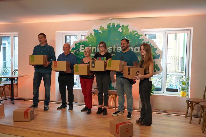 Euskarari puzka egin, eta Errigorako kaxak eskatzeko unea