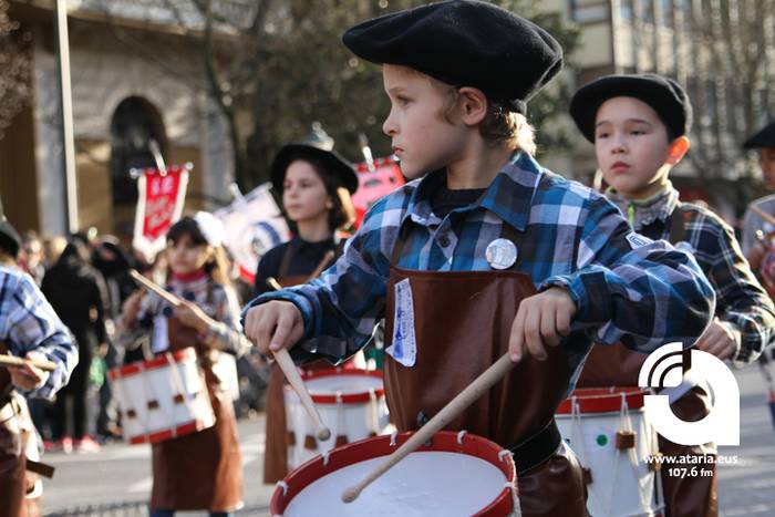 Makilkari trebeak 50 1488050588901