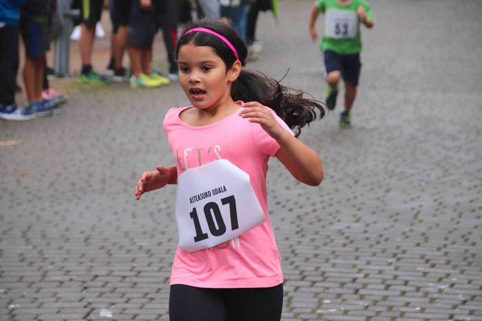 Asteasuko haurrek hasi dute  51 1530188501526