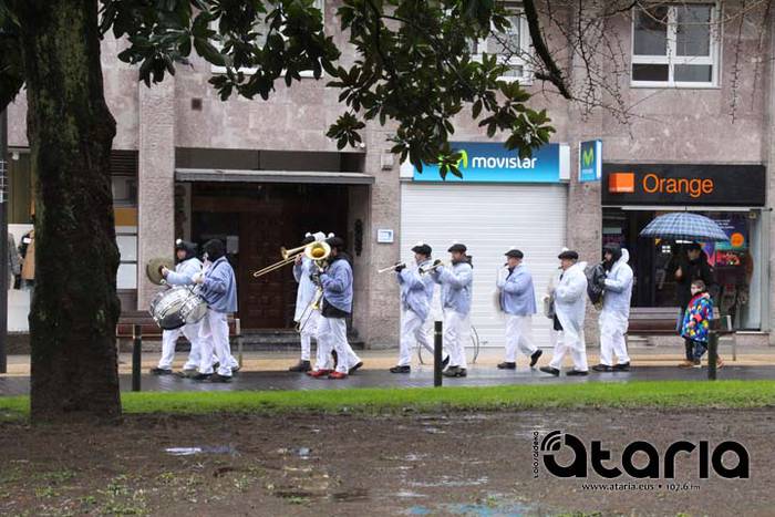 Ohikotik ere badu Zaldunita  16 1518276269759