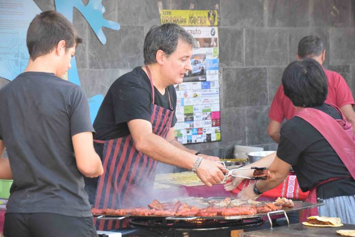 Jendetza mugitzen duen eguna 55 1538313752923