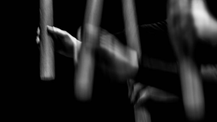 Egurraren oihartzuna iruditan