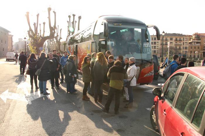 18 autobus atera dira Tolosaldetik Bilboko manifestaziora