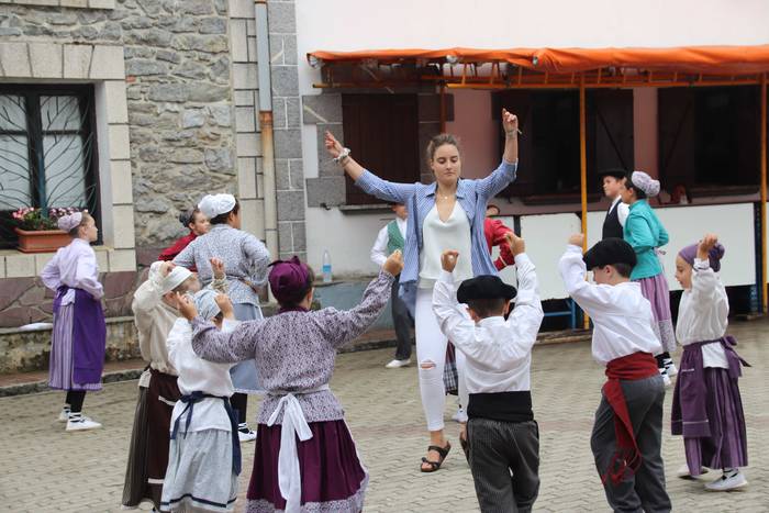 Dantzarako afizioa badaukate 22 1566133756971