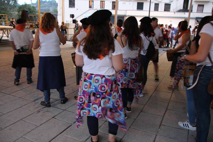 Elbarrenako festen hasiera 29 1473275837525