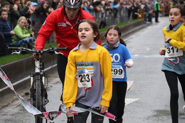 700 haur inguru XXXI. Ero Et 157 1516542809076