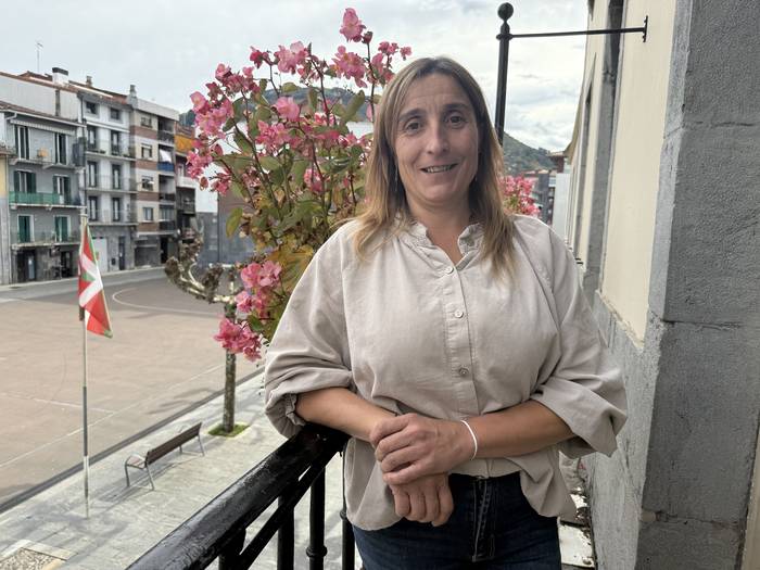 «Hirigintza planeko guneak desblokeatzeko lanean ari gara»